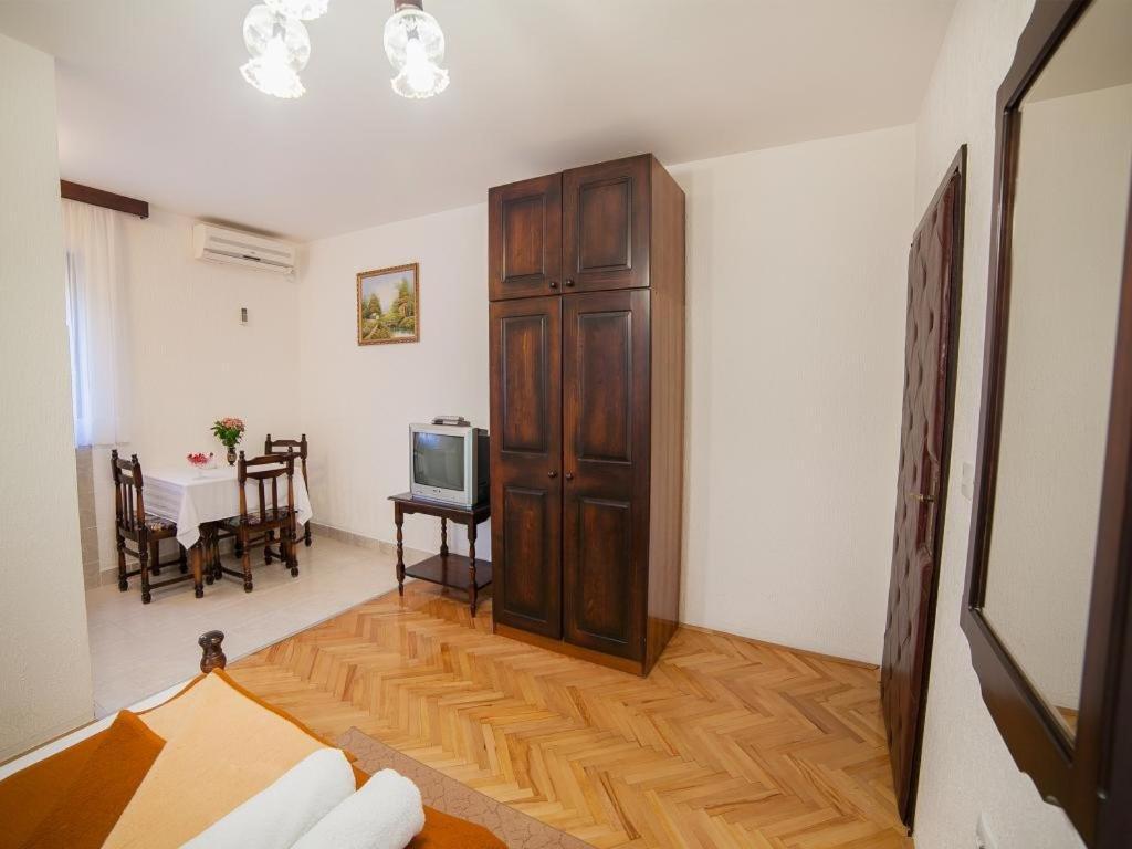 Guest House 4M Petrovac Phòng bức ảnh