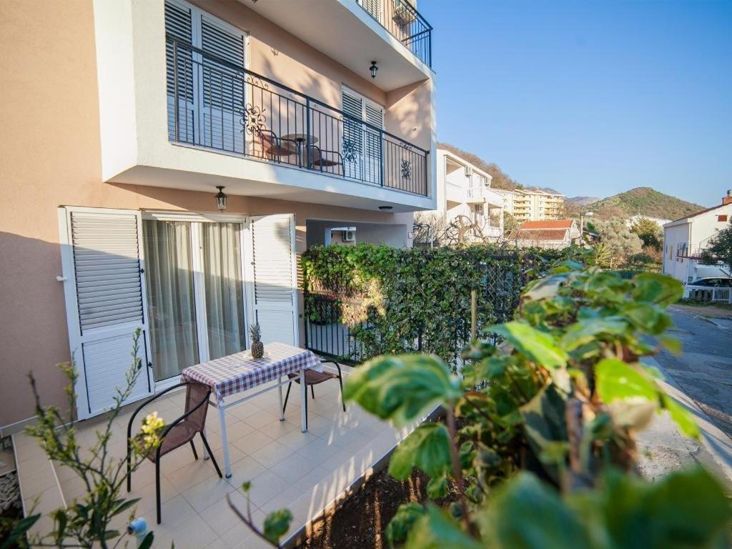 Guest House 4M Petrovac Phòng bức ảnh